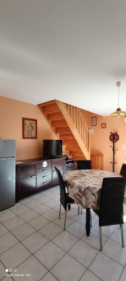 Ferienwohnung La Rose Tremiere Erdeven Exterior foto